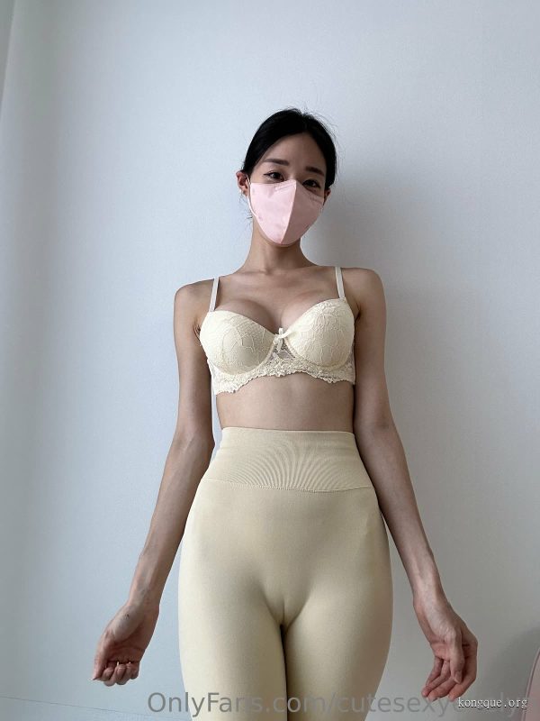 Evelyn – VVVIP合集&视频[5套-2024.8]-悠然分享库