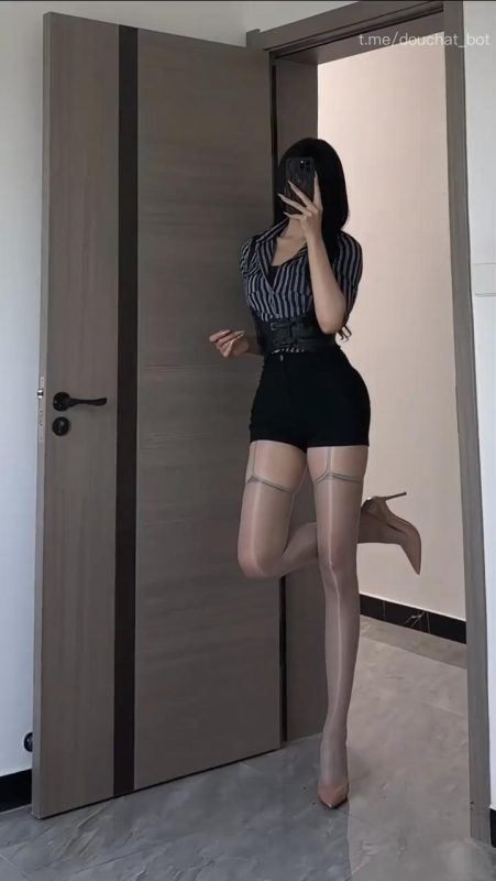 【铁粉空间】#甜甜圈mm_ [6.88 MB, 图片:4, 视频:6]-悠然分享库