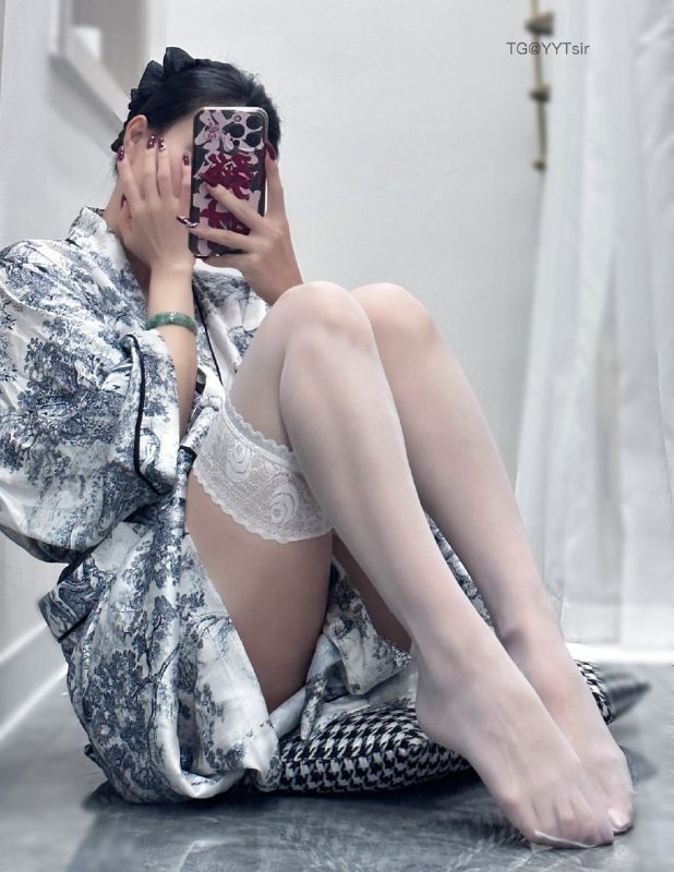 【铁粉空间】#馨子baby ❤_ [19.36 MB, 图片:47, 视频:6]-悠然分享库