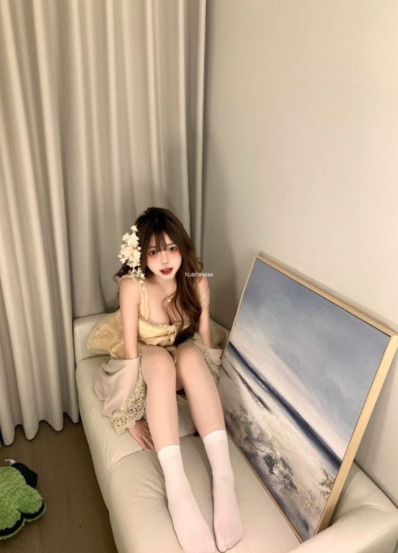 【纯享版资源】小猫困困 [214.67 MB, 视频:29, 图片:309]-悠然分享库