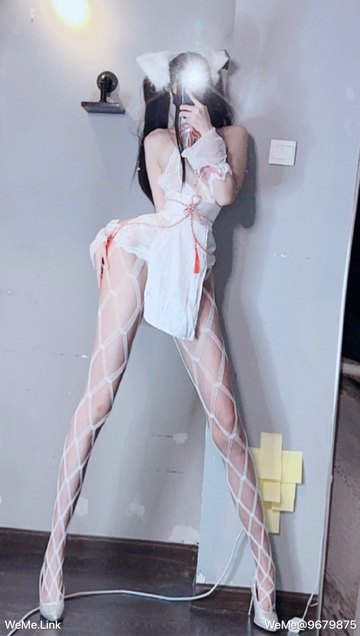 小艾根本吃不饱