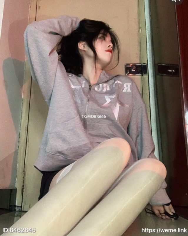 【纯享版资源】欧yy的秘密基地 [478.84 MB, 视频:112, 图片:259]-悠然分享库