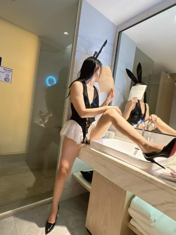 【纯享版】粉色情人 [104.89 MB, 视频:21, 图片:355]-悠然分享库