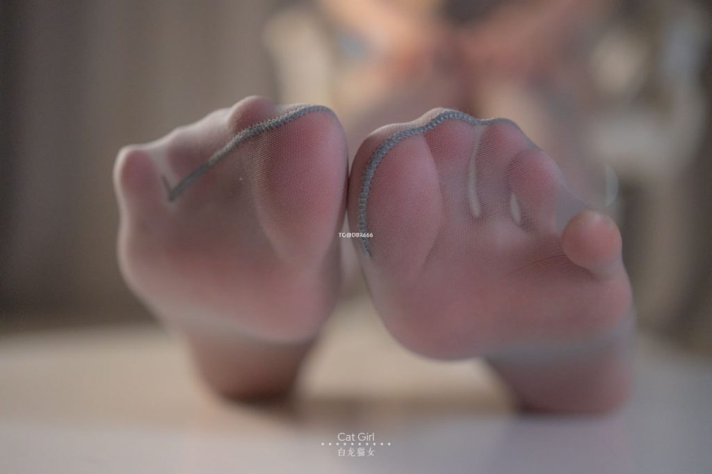 图片[3]-白龙猫女