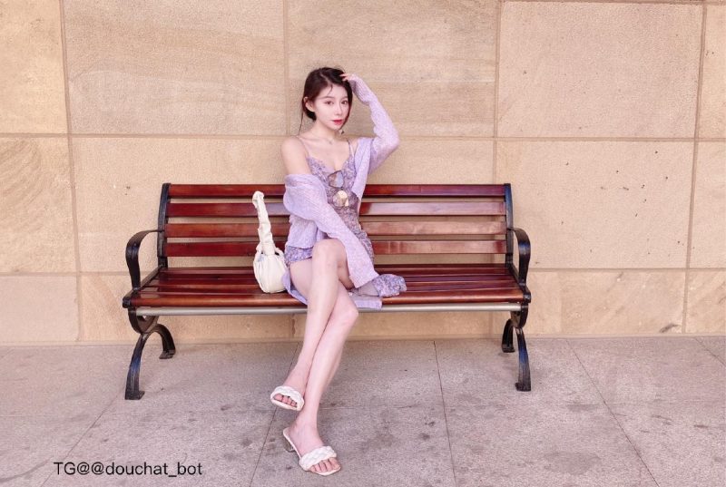 【微密圈全集版】嘉宝的花园 [1.30 MB, 图片:6]-悠然分享库