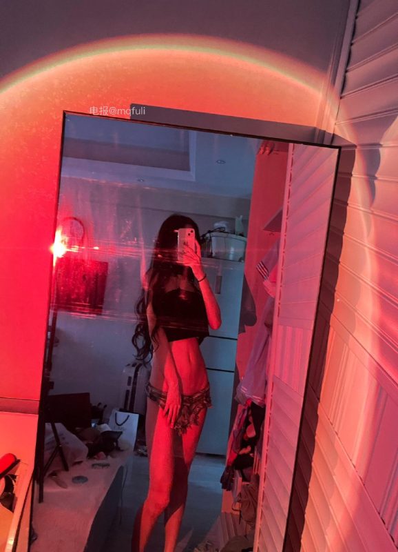 【微密圈全集版】困困次不饱 [6.09 MB, 图片:17, 视频:1]-悠然分享库