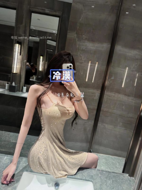 【微密圈全集版】奶兔的后花园 [73.87 MB, 图片:109, 视频:24]-悠然分享库