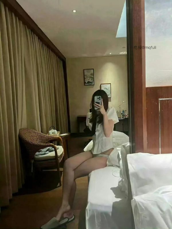 【微密圈全集版】是叶小喵 [171.56 MB, 视频:27, 图片:20]-悠然分享库