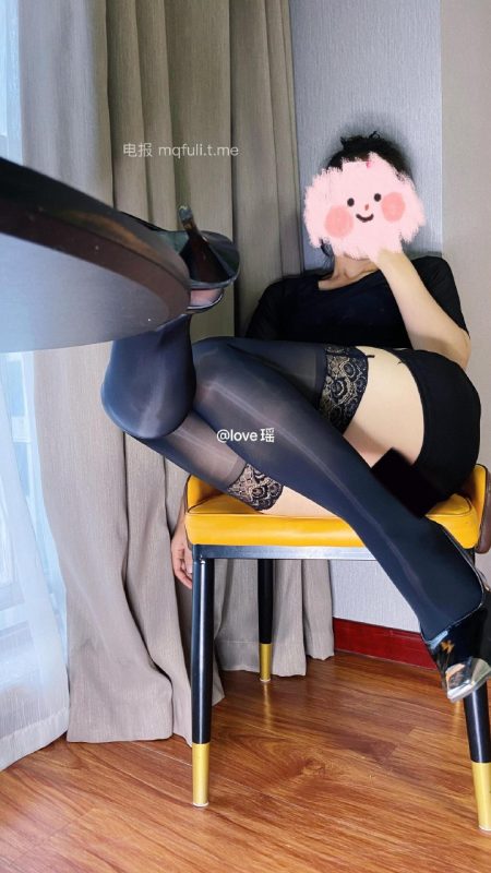 【微密圈全集版】瑶妹的粉丝花园 [14.04 MB, 图片:52]-悠然分享库