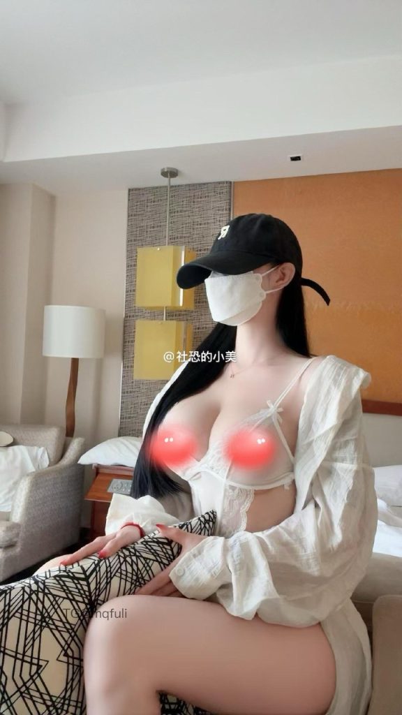 图片[1]-社恐的小美