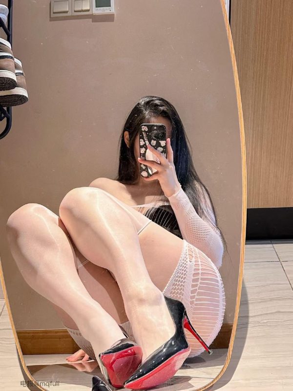 【微密圈全集版】麻辣兔头 [2.09 GB, 视频:362, 图片:3924]-悠然分享库