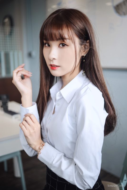 泥泥汝 – 全套无水印14期&视频[9.2G-2024.8]-悠然分享库